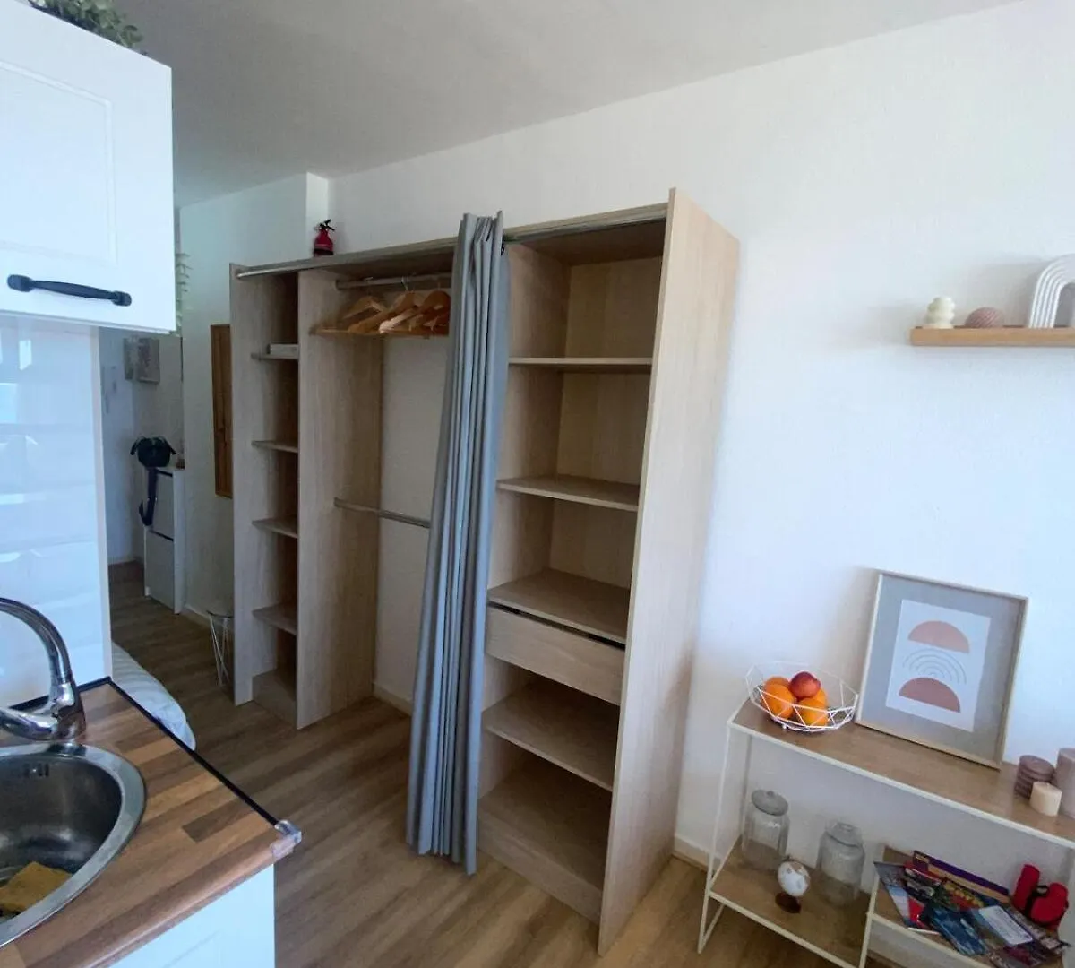Empuriabrava Apartment, Sea View شقة
