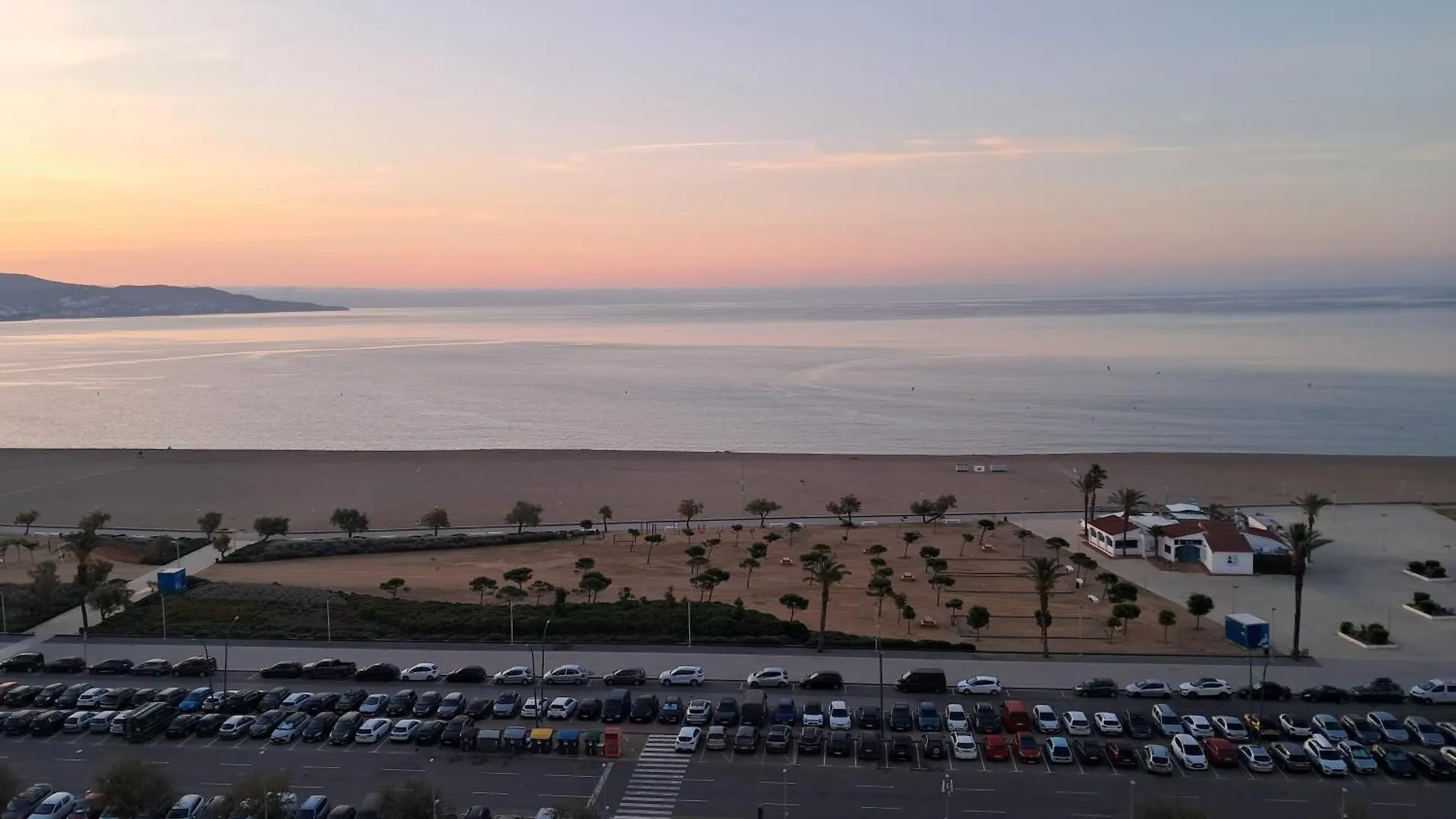 Empuriabrava Apartment, Sea View شقة